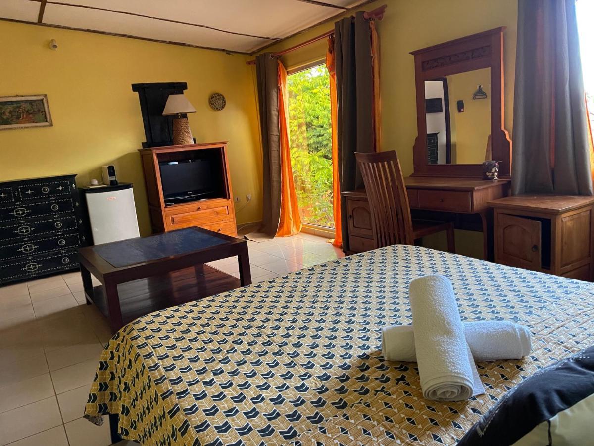 Le Passamainty Lodge Mamoudzou Екстериор снимка